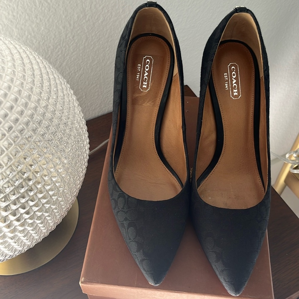 Coach pointy toe heels Size 10